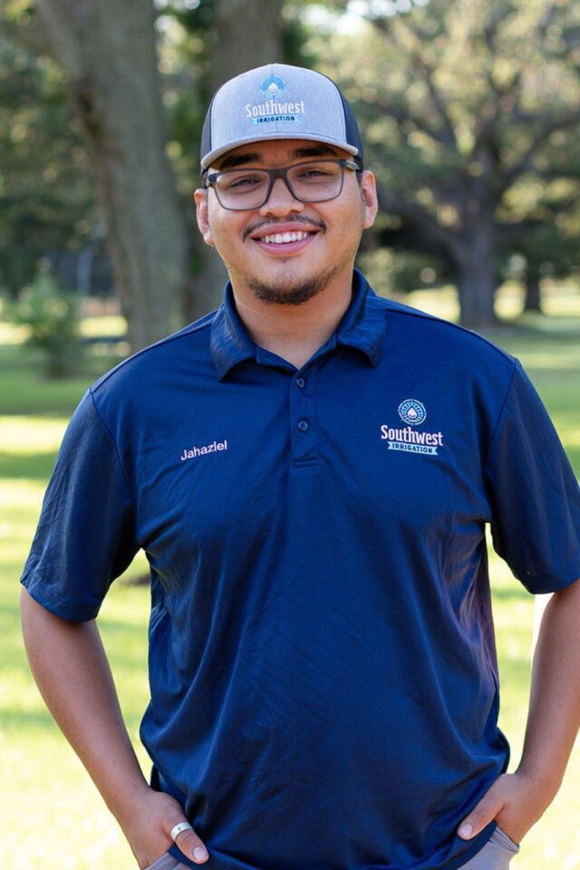 https://swis-inc.com/wp-content/uploads/2025/08/Jahaziel-Aleman-2025-640x960.jpg
